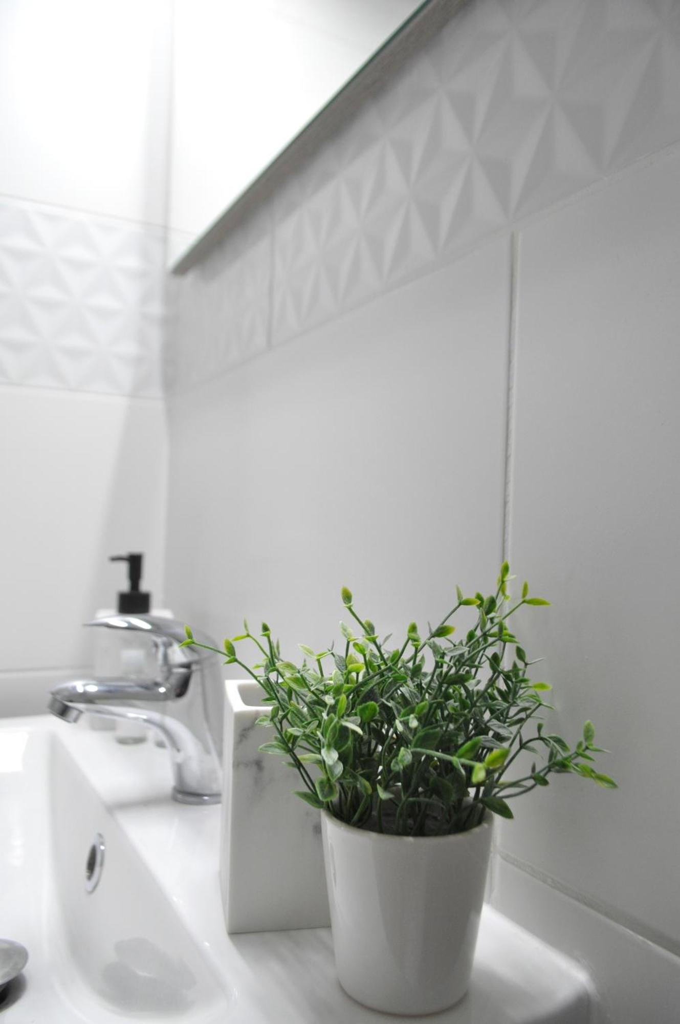 SEJOURAIXLESBAINS - Appartements Confidence hyper centre calme Aix-les-Bains Chambre photo